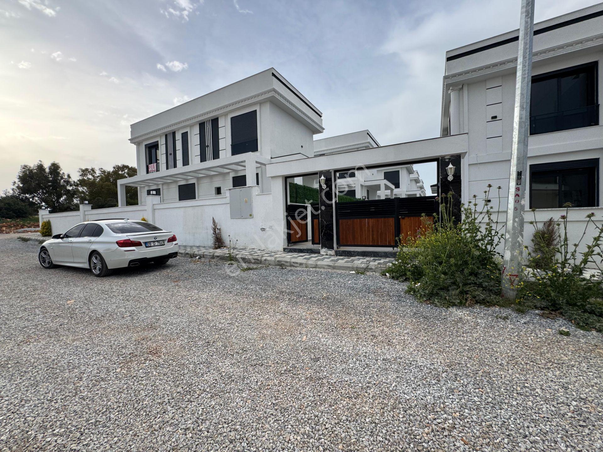 Didim Çamlıkta Satılık Denize Yakın 3+1 Havuzlu Villa - Görsel 29