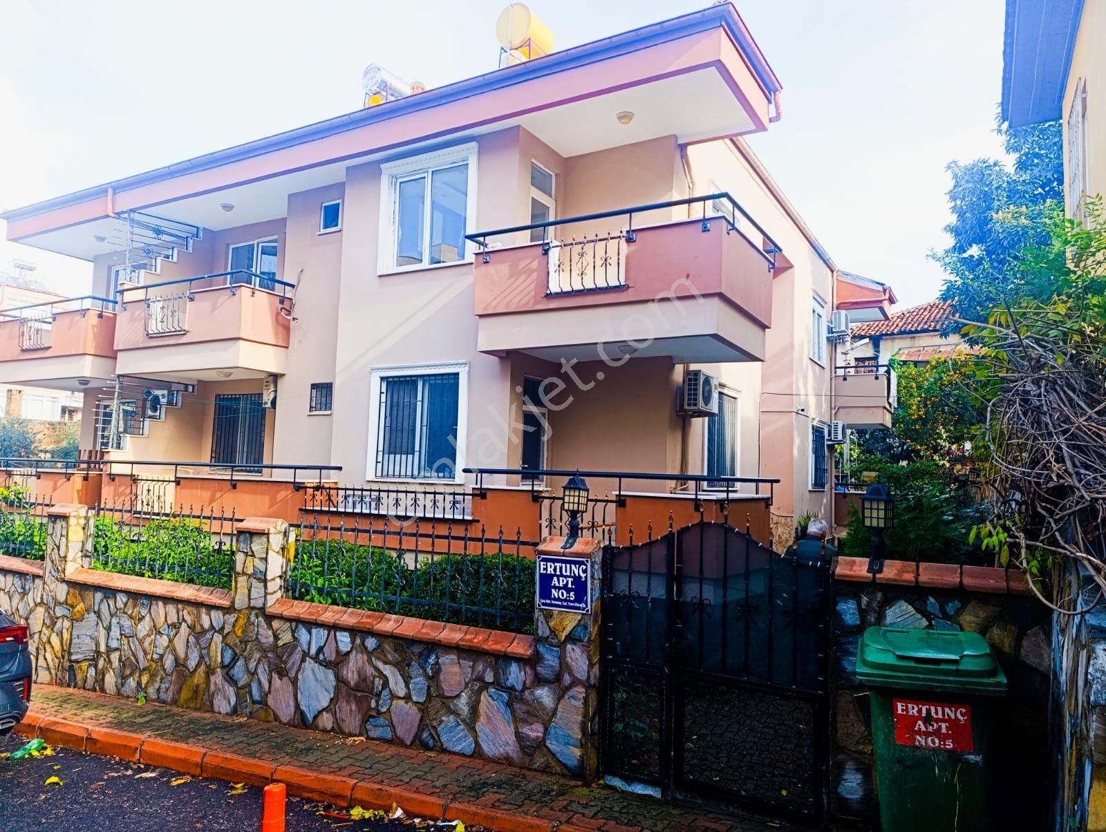 Damlataş Da Satılık 1+1 Daire