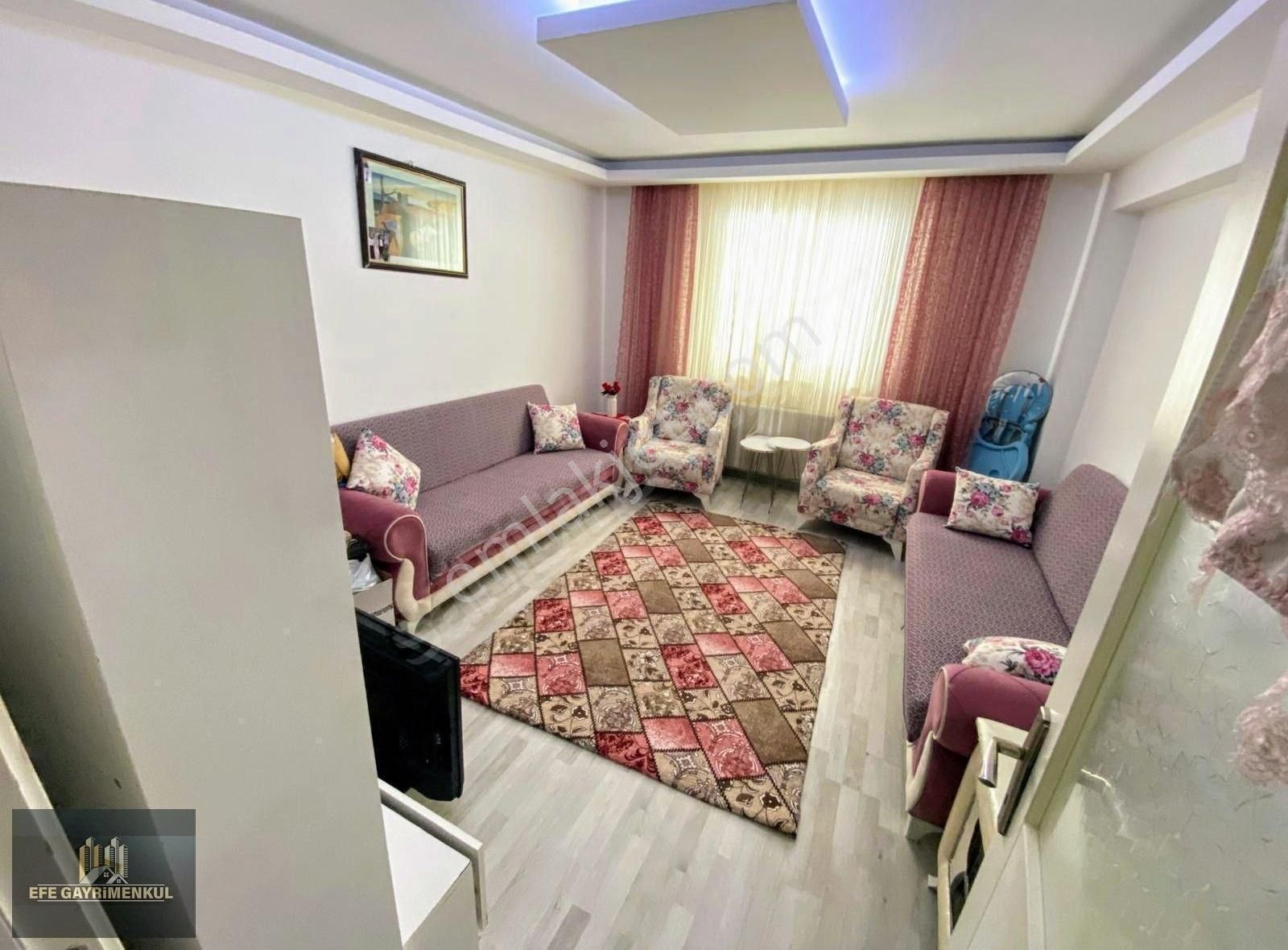 Efe Gayrimenkul'den Merkezi Konumda Yapılı Daire!!!!