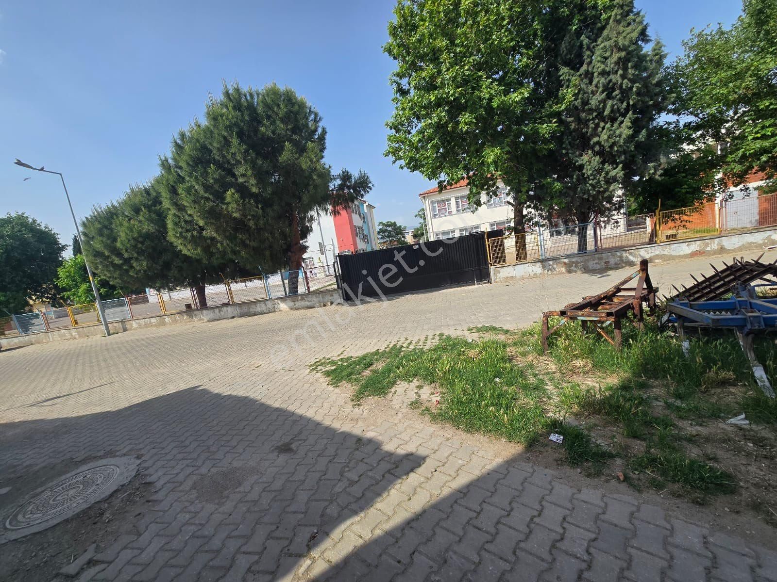 Yörük Emlaktan Satılık Albayrak Mahallesinde 3 Katlı Bina