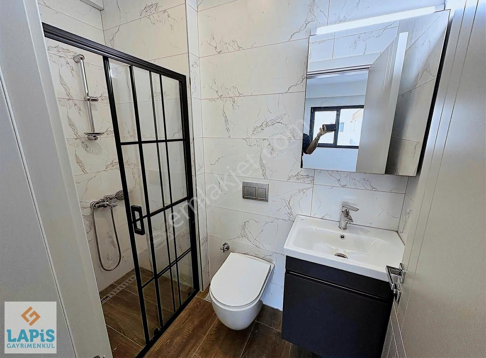 Merkezde-havuzlu-yerden Isıtma-doğalgaz-kapalı Garaj-güvenlikli - Görsel 24