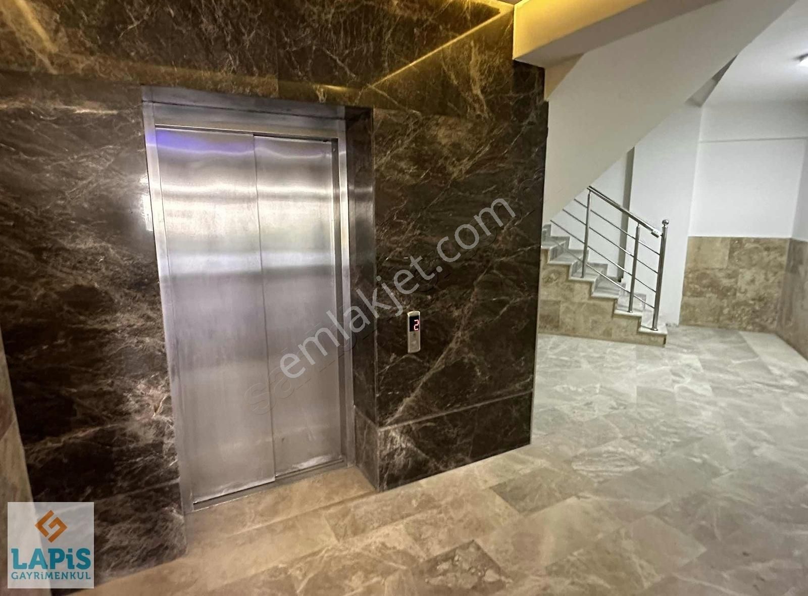 Merkezde-havuzlu-yerden Isıtma-doğalgaz-kapalı Garaj-güvenlikli - Görsel 16