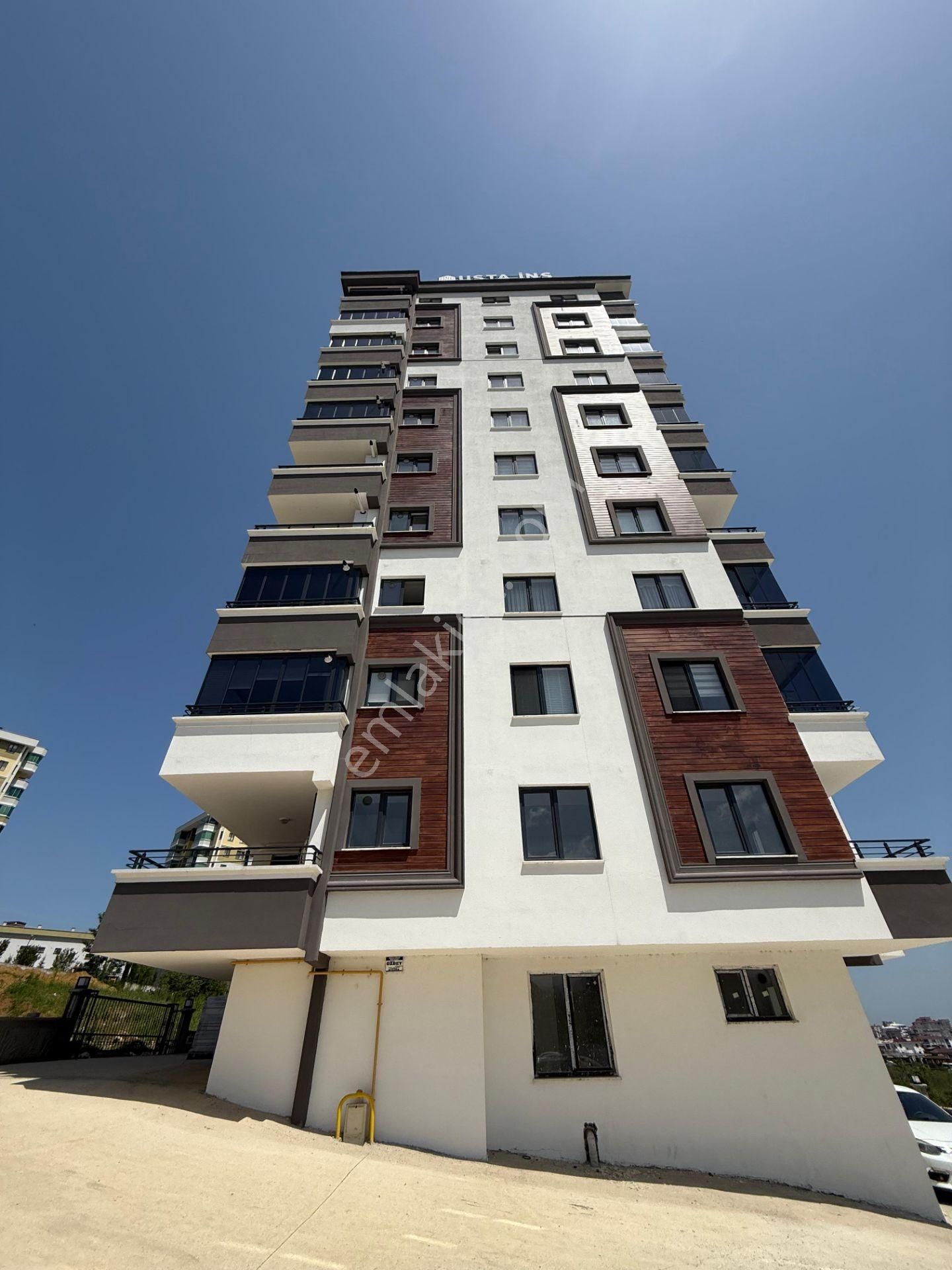 İlkadım Tepecik 3+1 130m2 Sıfır Ebeveyn Banyolu Satılık Daire