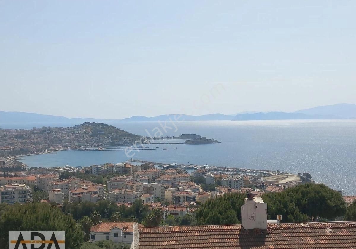 Kuşadasında Satılık Full Deniz Manzaralı Villa