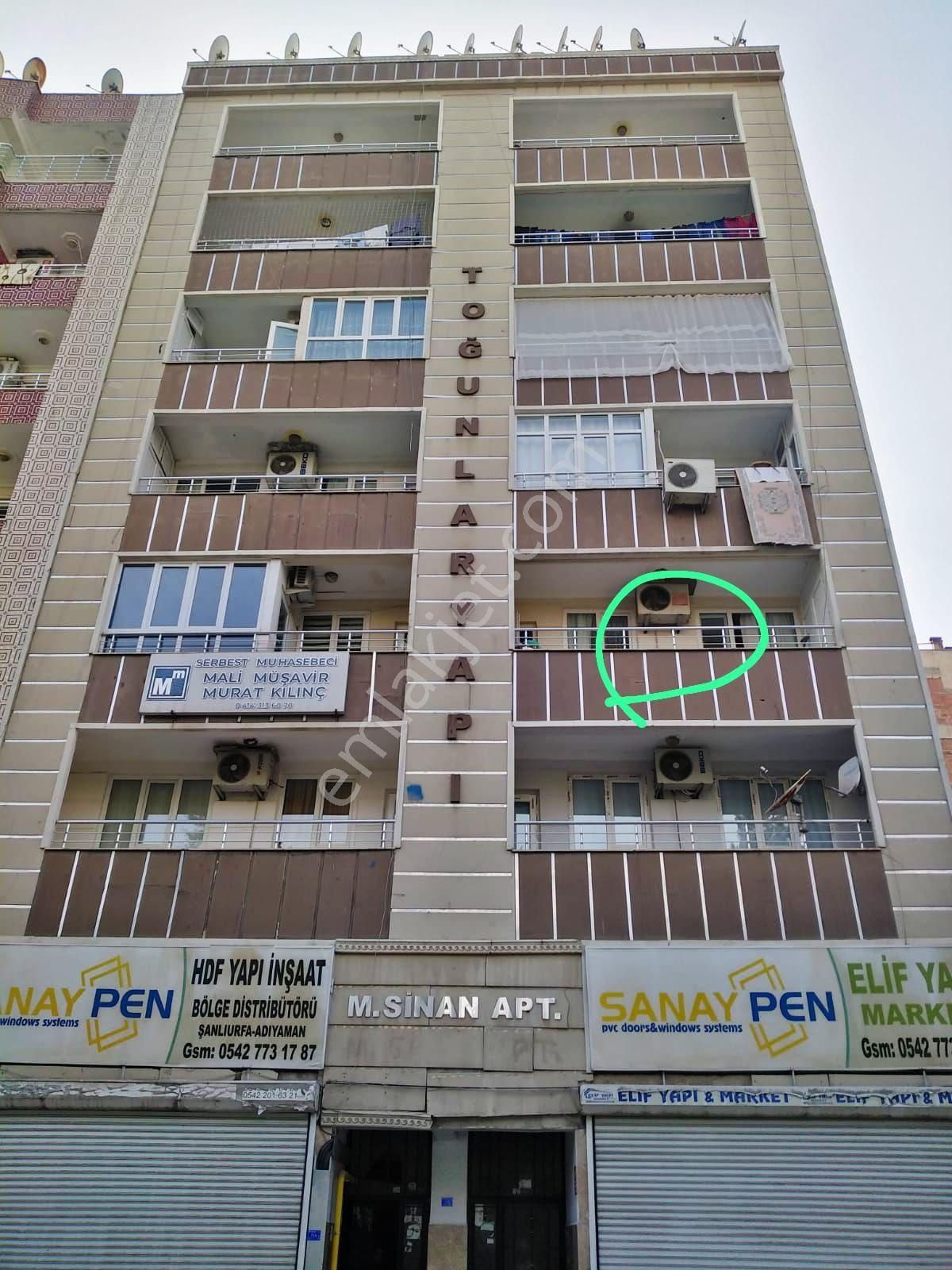 Bamyasuyun'da Park Karşısı Bakımlı 2+1 Ara Kat Daire...