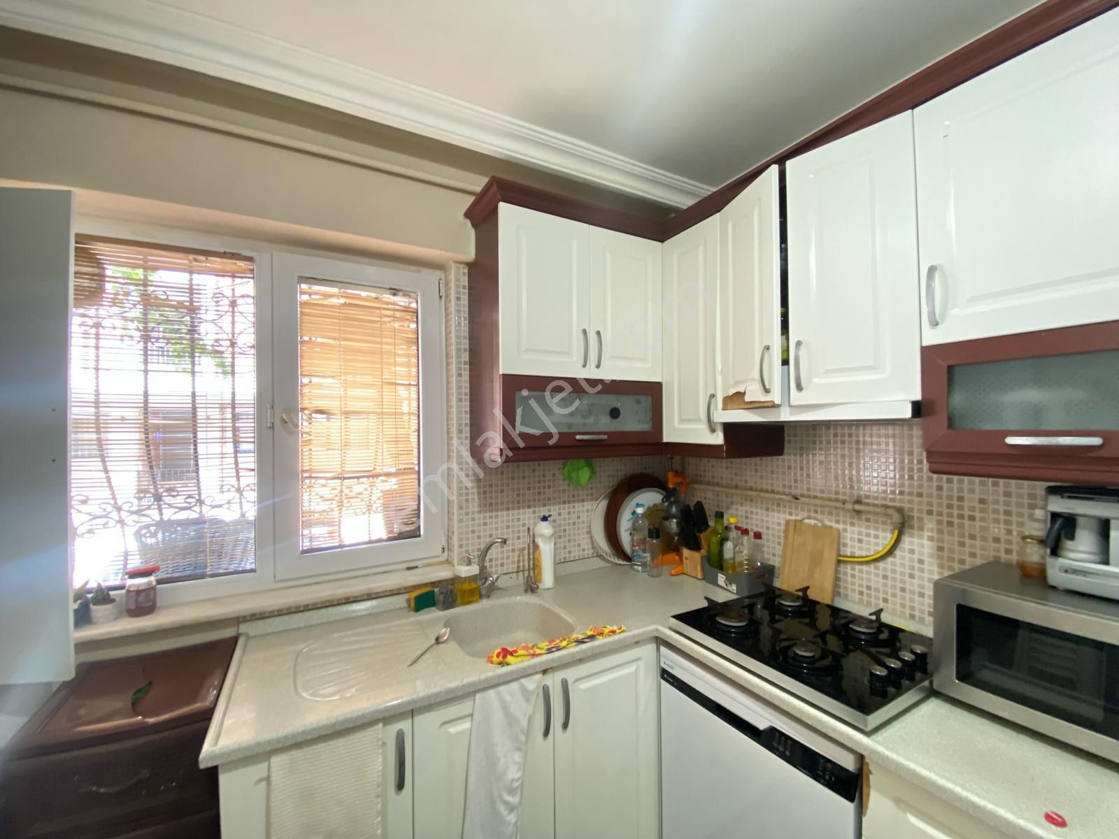 Gaziosmanpaşa'nın Göbeğinde 3+1 Yüksek Giriş Fırsat Daire!!! - Görsel 7