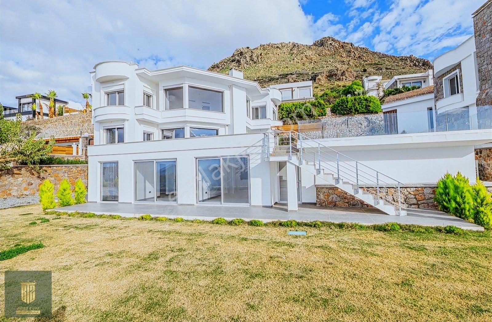 Panaromik Adalar Manzaralı 6+2 Malikane - Görsel 28