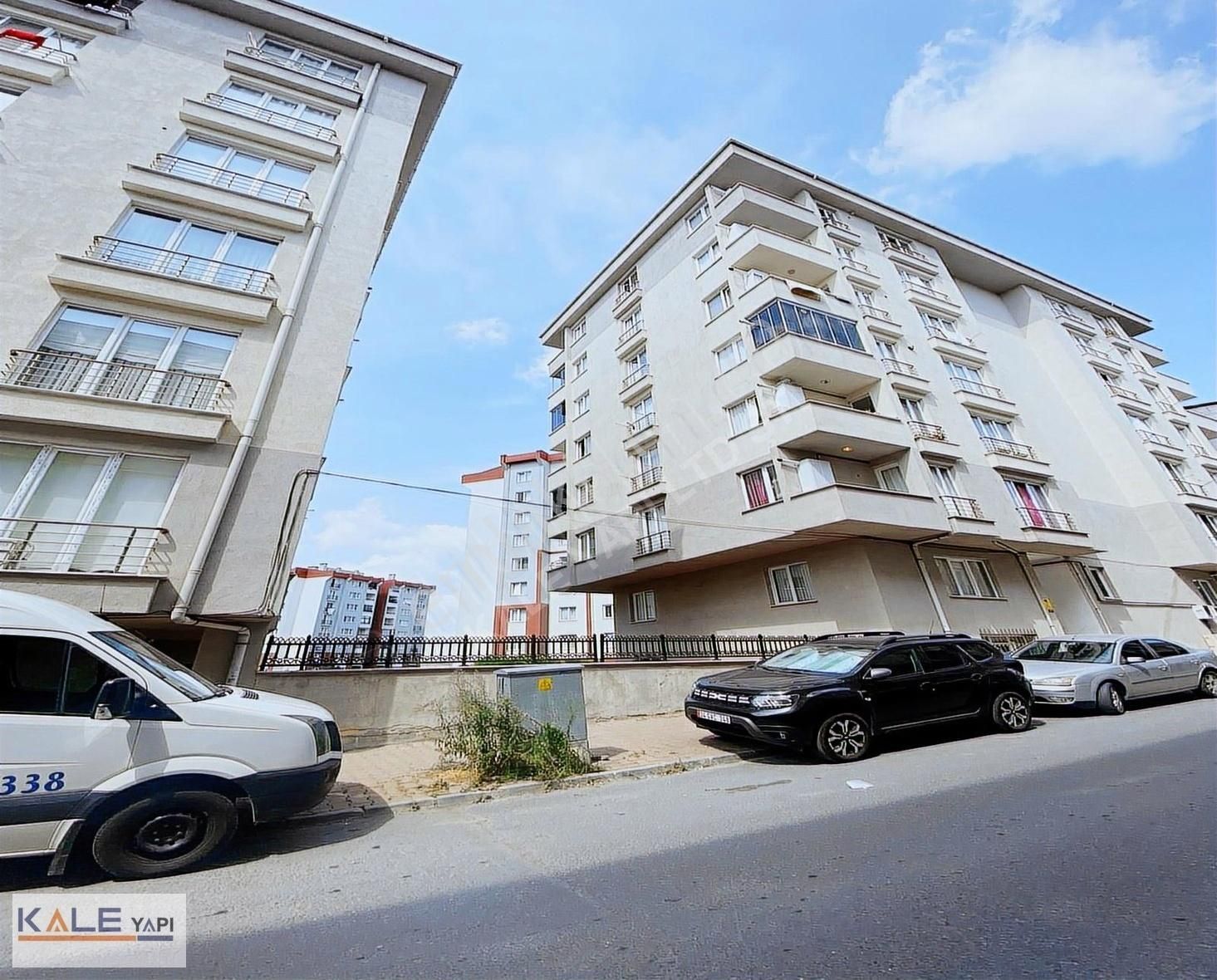 Otoparklı Butik Site İçerisinde Satılık 2+1 Lüks Daire