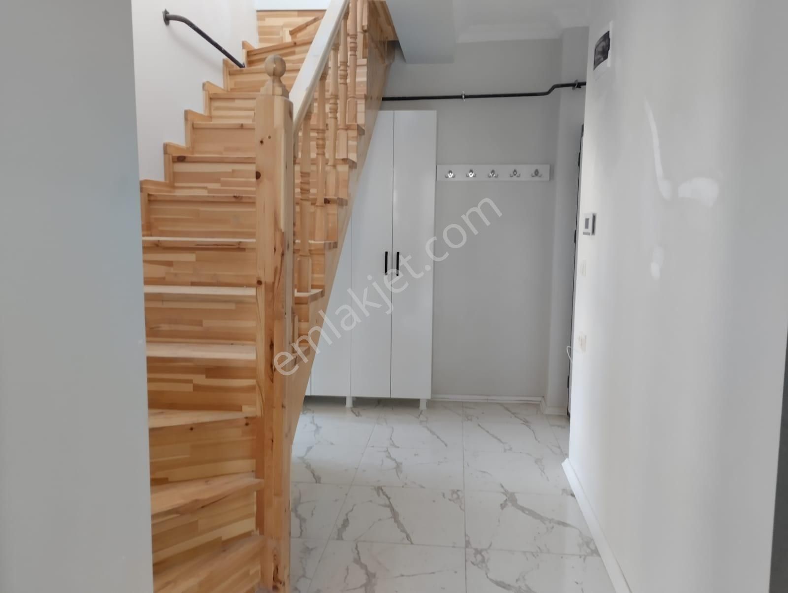Ekşioğlu 'dan Tekirdağ Süleymanpaşa Çiftlikönü Mahallesinde Kiralık Daire 2+1