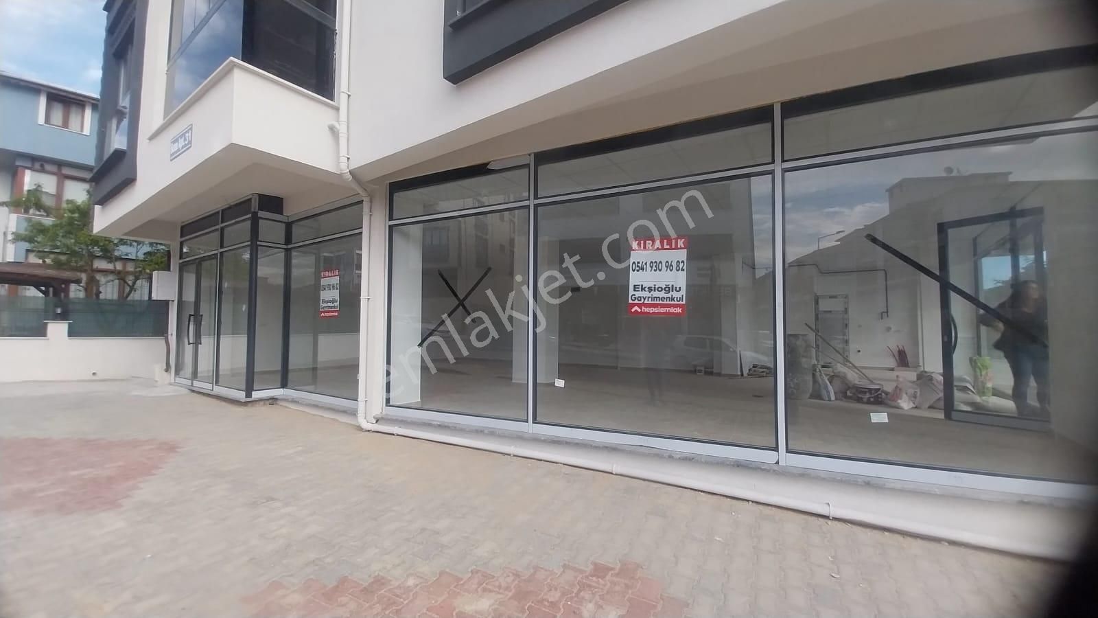 Ekşioğlu 'dan Tekirdağ Süleymanpaşa Ortacami Mah. Cadde Üstüde 120 M2 Kiralık İşyeri Dükkan
