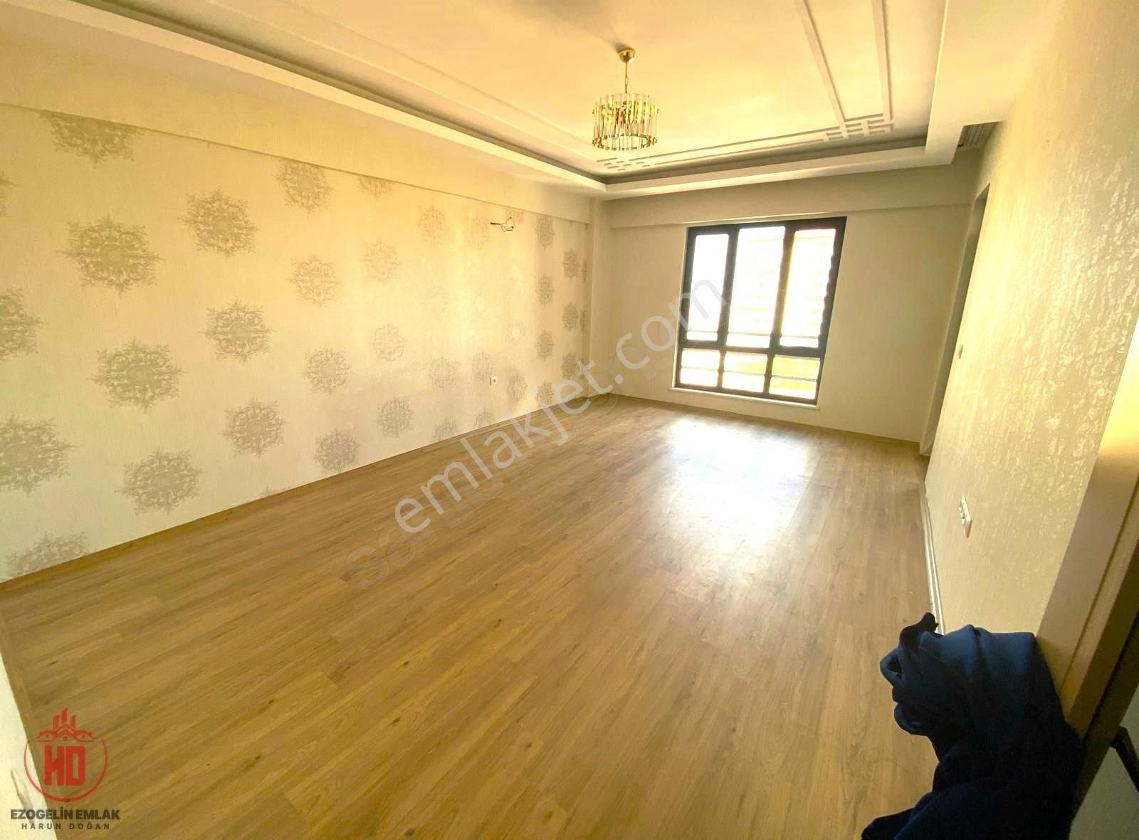 Ezogelin'den Kahvelipınar'da Kiralık 2.5++1 Ara Kat Daire