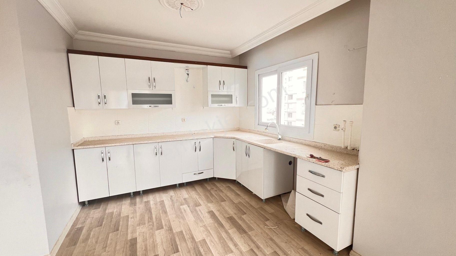 Şık Ve Kullanışlı 3+1! Pınar Mahallesinde Eşsiz Konumda Kaçmaz Kiralık!