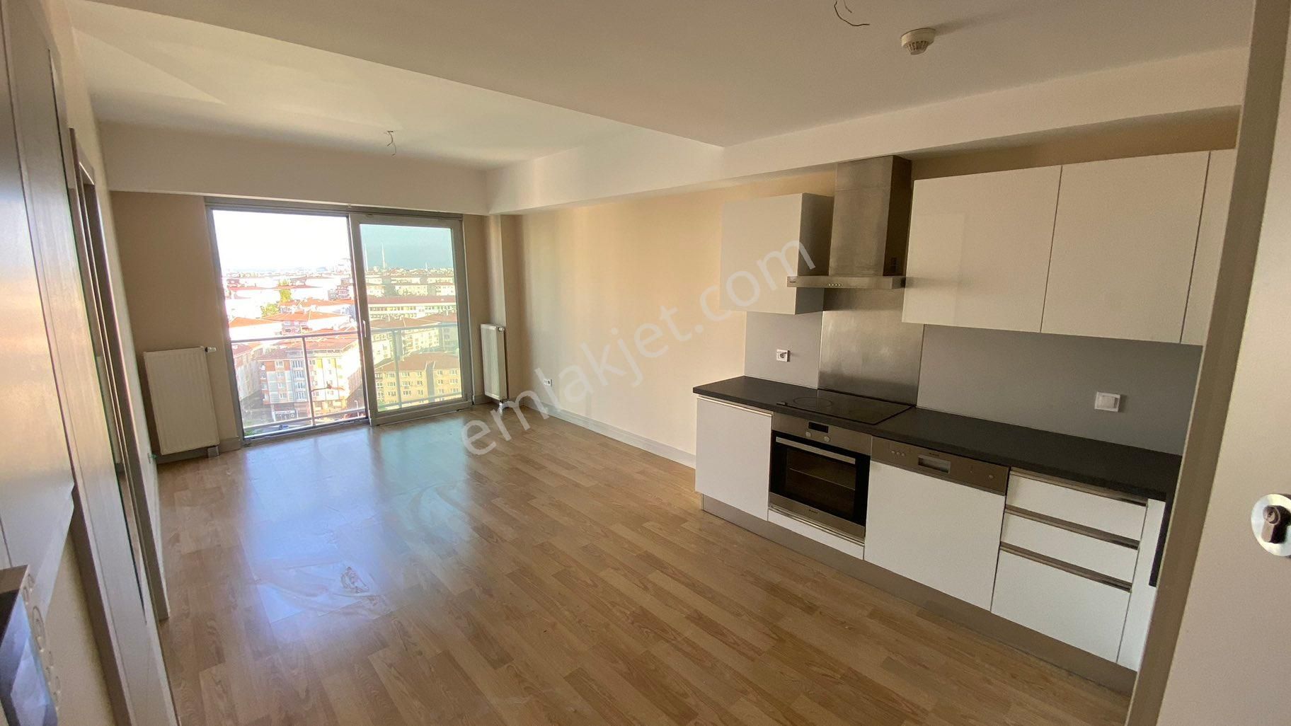 Suryapı Corridor’da Kiralık 1+1 66m2 16. Kat Daire