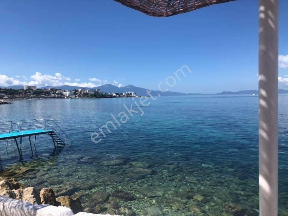 Sahibinden Kusadası Kadınlar Denizinde Denize Sıfır Sitede Deniz Manzaralı Yazlık