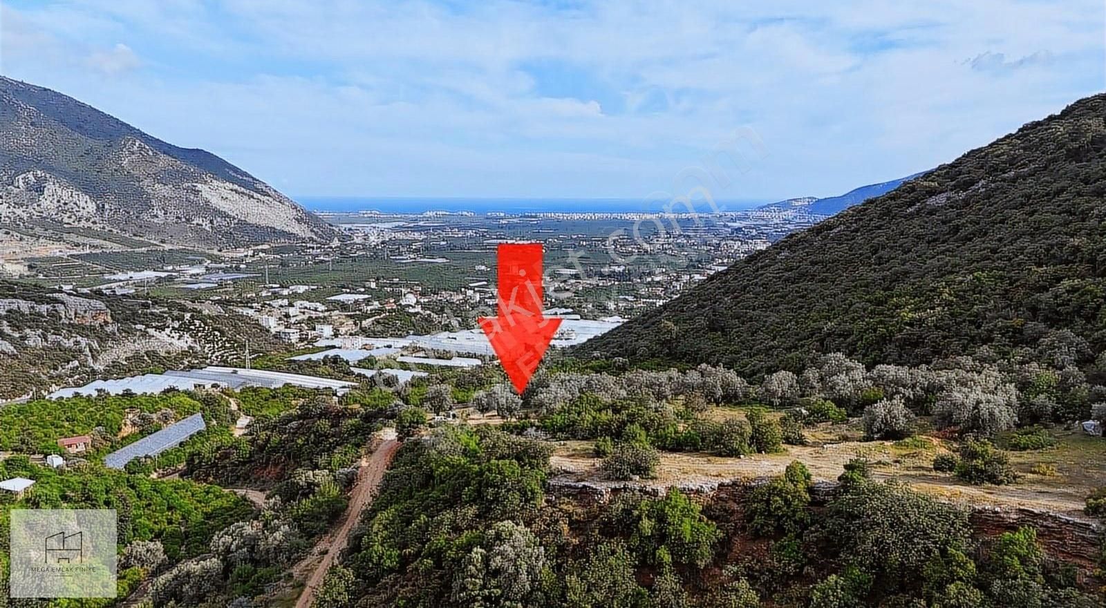 Eşsiz Doğa Ve Deniz Manzaralı Yatırımlık Tarla