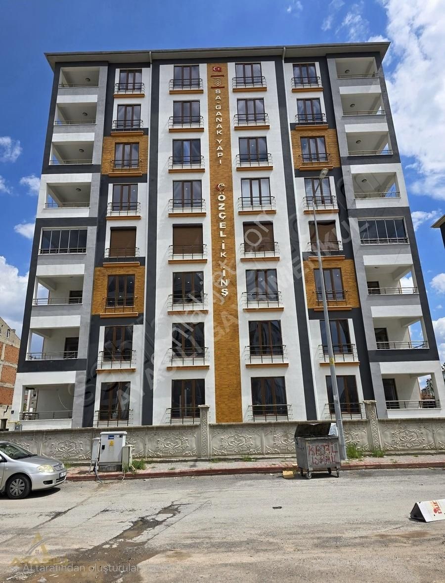Yunus Emre Mahallesinde Satılık 3+1 Daire
