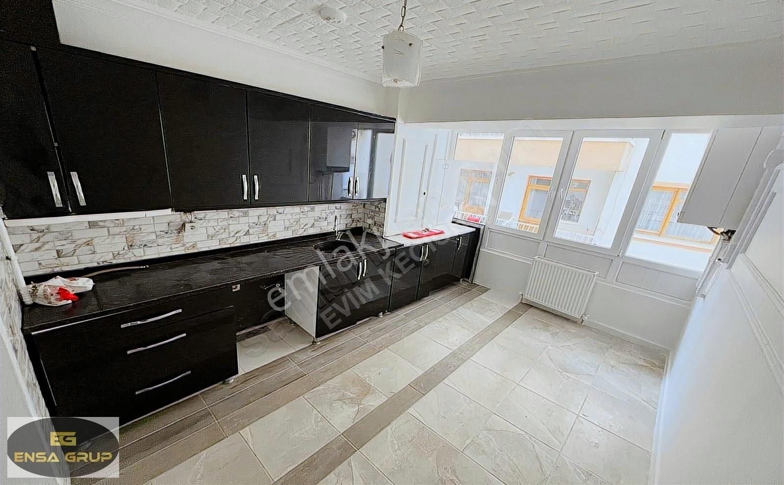Bölük Cadde Üstü Kat Konumunda Full Yapılı 3+1 Masrafsız Kiralık