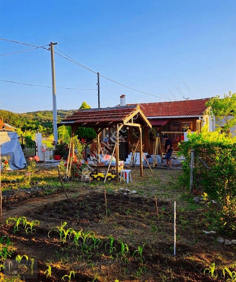 Çanakkale Lapseki De Satılık Arsa İçinde Eşyalı Müstakil Ev