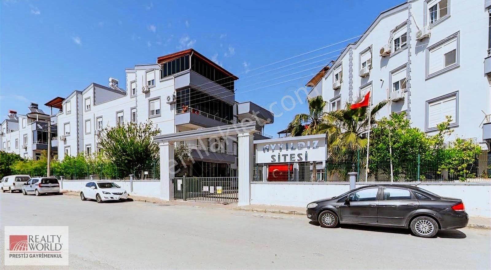 4+1 Ayyıldız Sitesinde