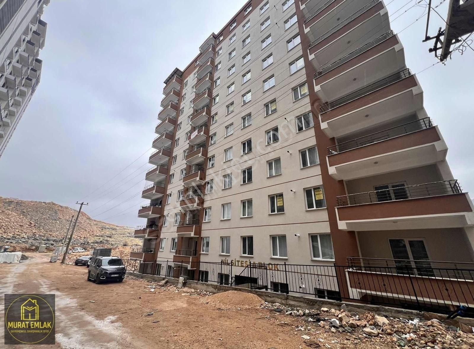 Murat Emlaktan Hastane Yanı 3+1 Amerikan Mutfaklı Daire Kiralık