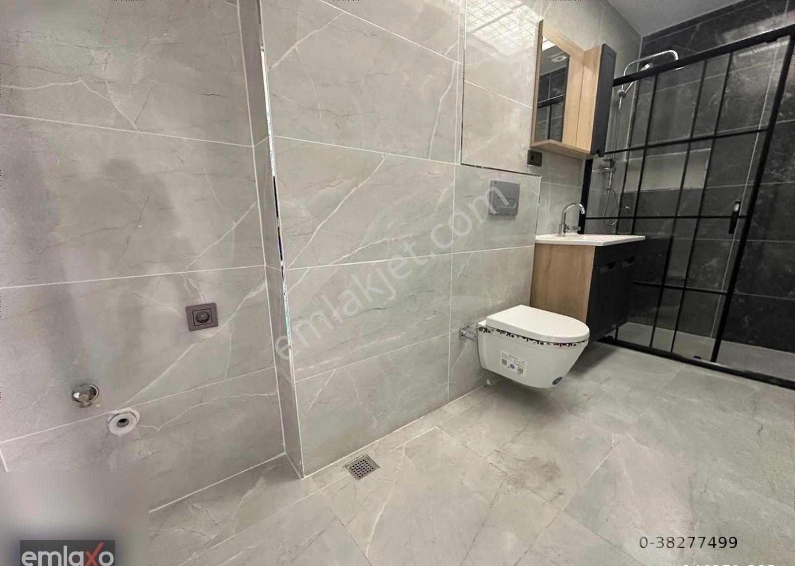 Yeşilova 'da Satılık Arakat 2+1 Daire İskan Asansörlü Otoparklı