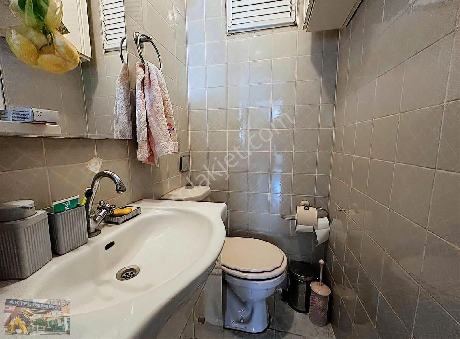 Büyükçekmece Özdemir Kent Sitesinde Yatırımlık 160m² Satılık 3+1 - Görsel 2