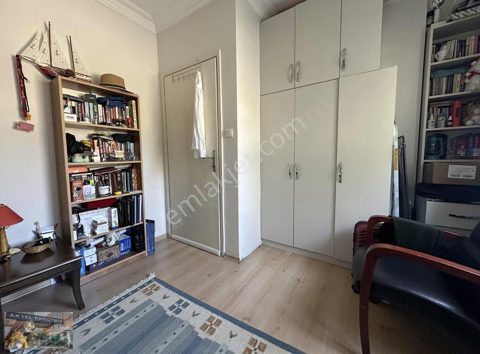 Büyükçekmece Özdemir Kent Sitesinde Yatırımlık 160m² Satılık 3+1 - Görsel 16