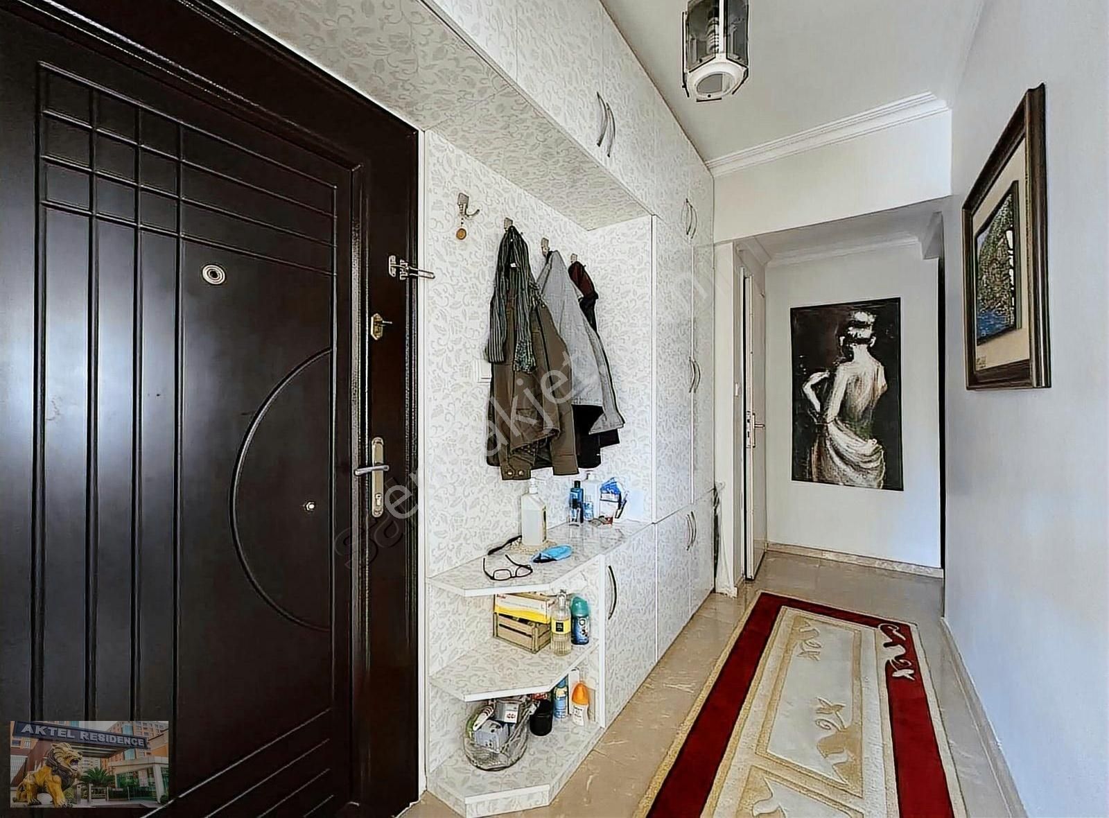 Büyükçekmece Özdemir Kent Sitesinde Yatırımlık 160m² Satılık 3+1 - Görsel 9