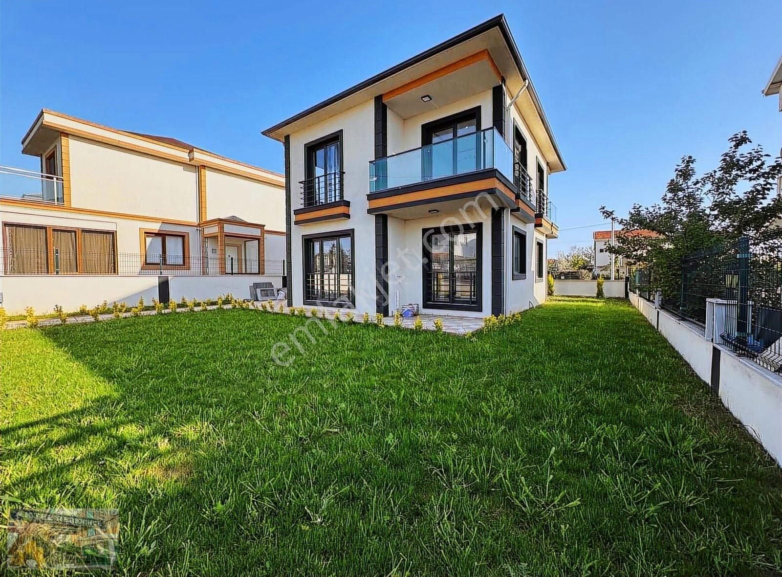 Tekirdağ Marmaraereğlisinde Çok Seçenekli 330m² Satıllık Villa