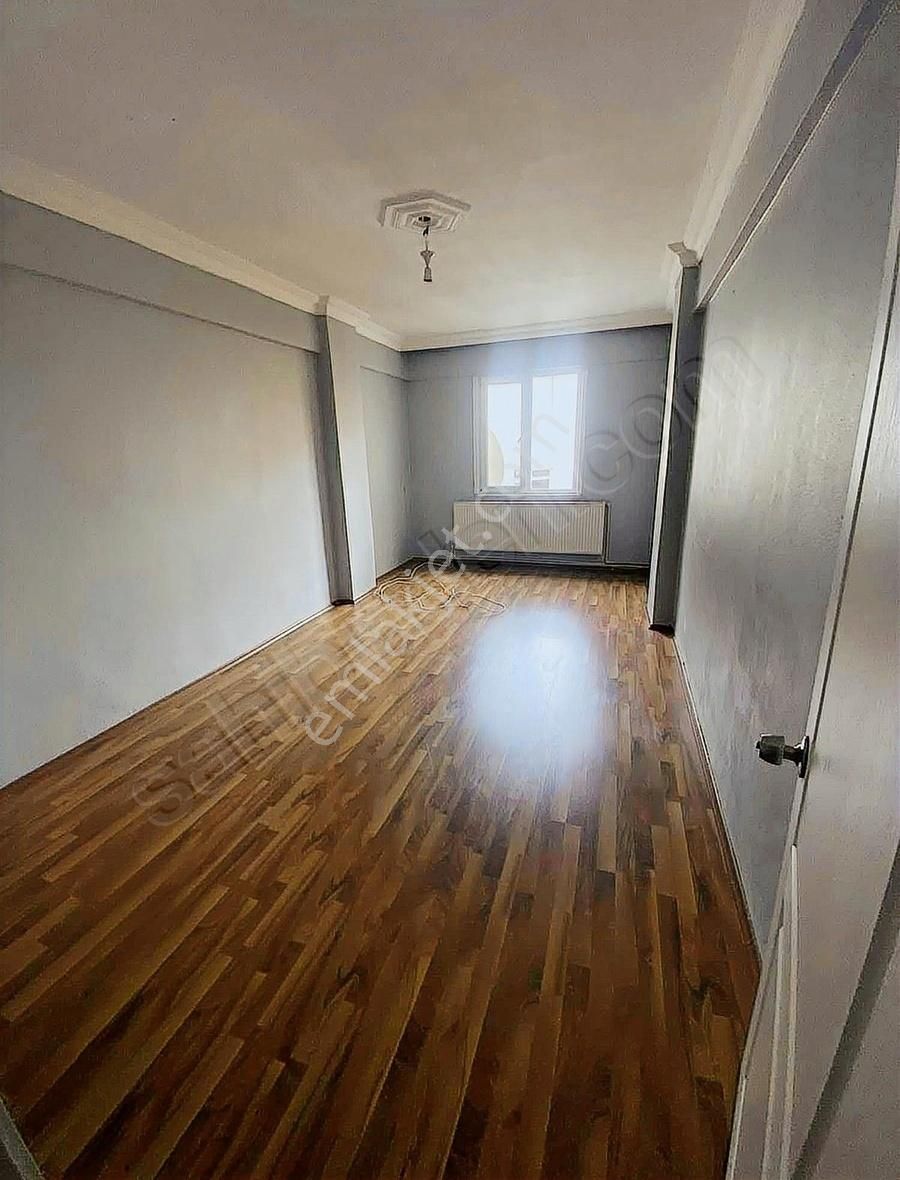 Diyar Gayrimenkul'dan Kulaksız Meydan'a Yakın 2+1 Kiralık Daire