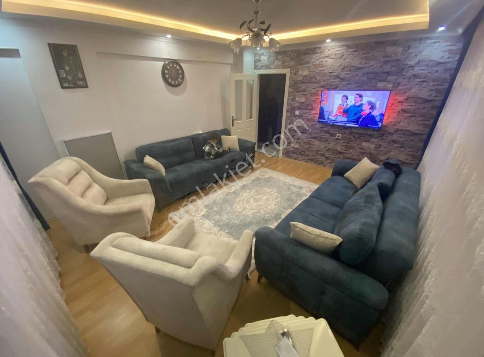 Adres_gayrimenkul_den_pınarbaşı_mah_2+1_bağımsız_3_cepheli_daire
