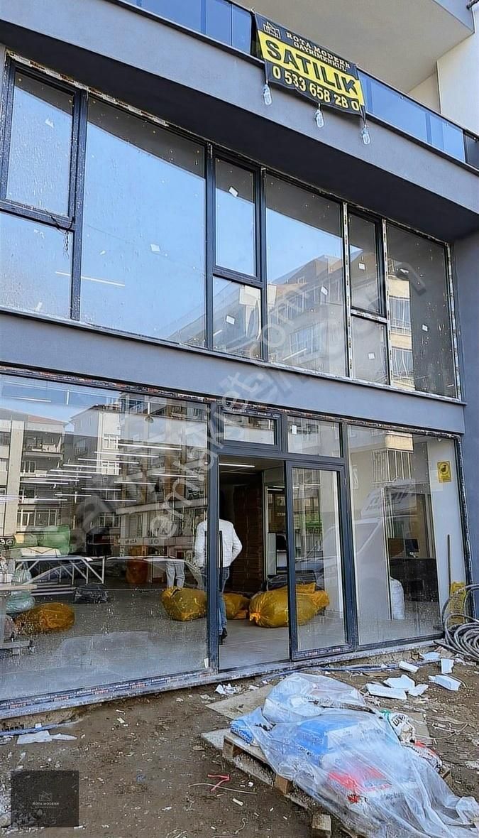Rota Modern Gayrimenkul'den Bulancak Meydanda Kiralık Dükkan