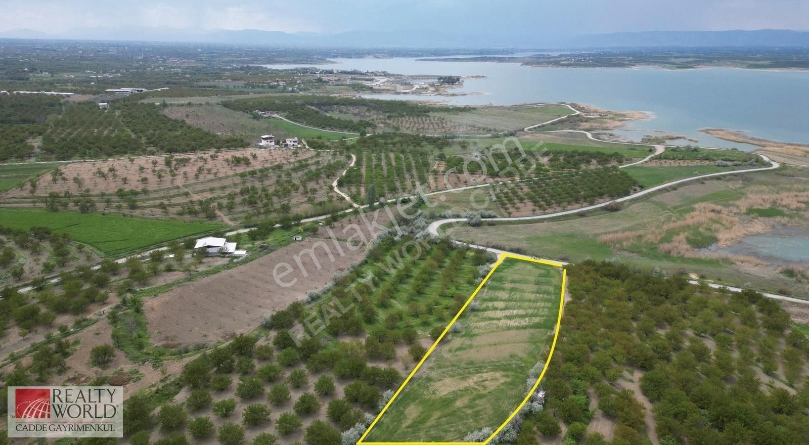 Rwden Fırsat Arsası Önü Kapanmaz Baraj Manzaralı Sahil Yolunda