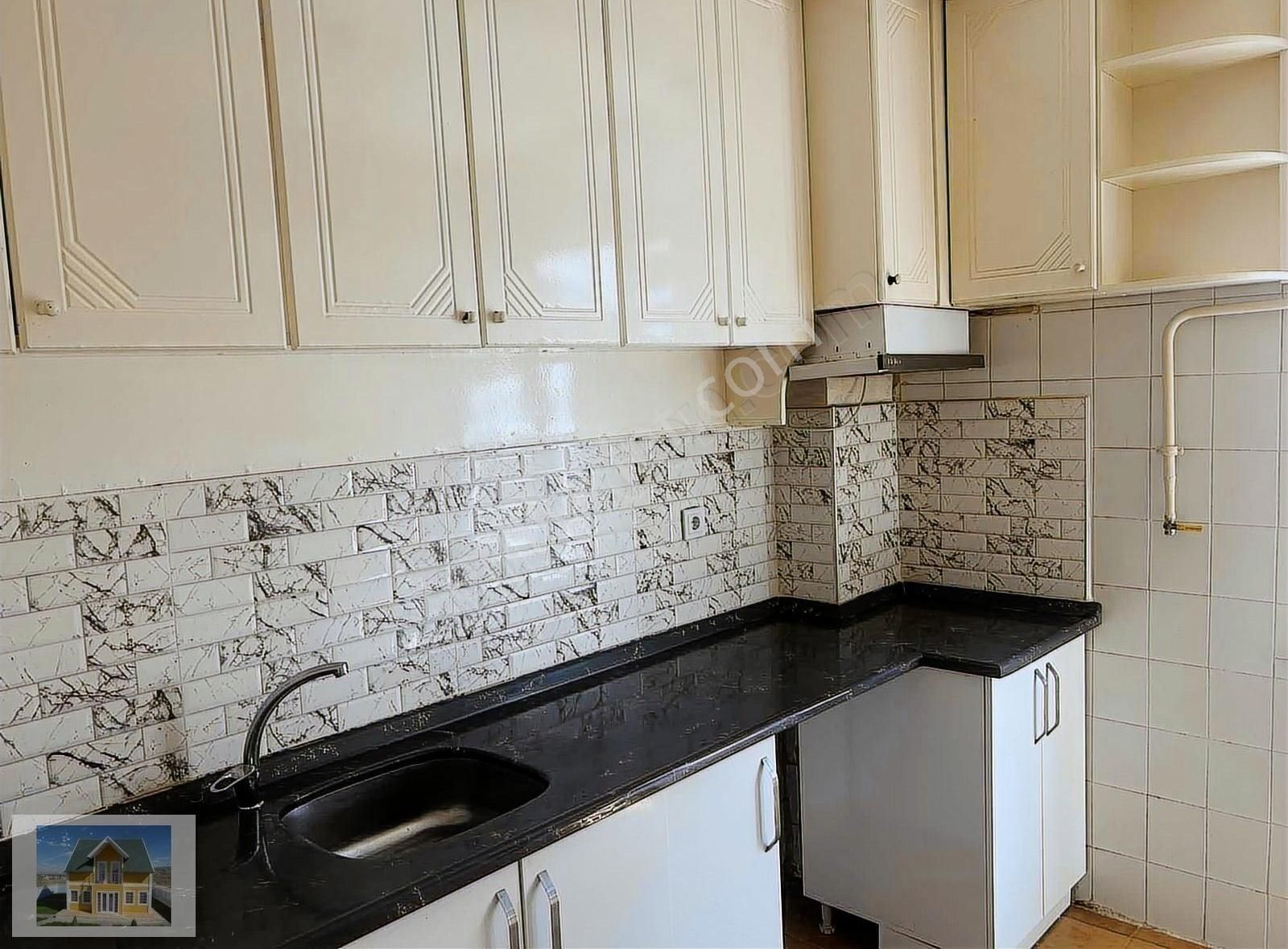 Zafer Emlaktan Kiralık 3+1