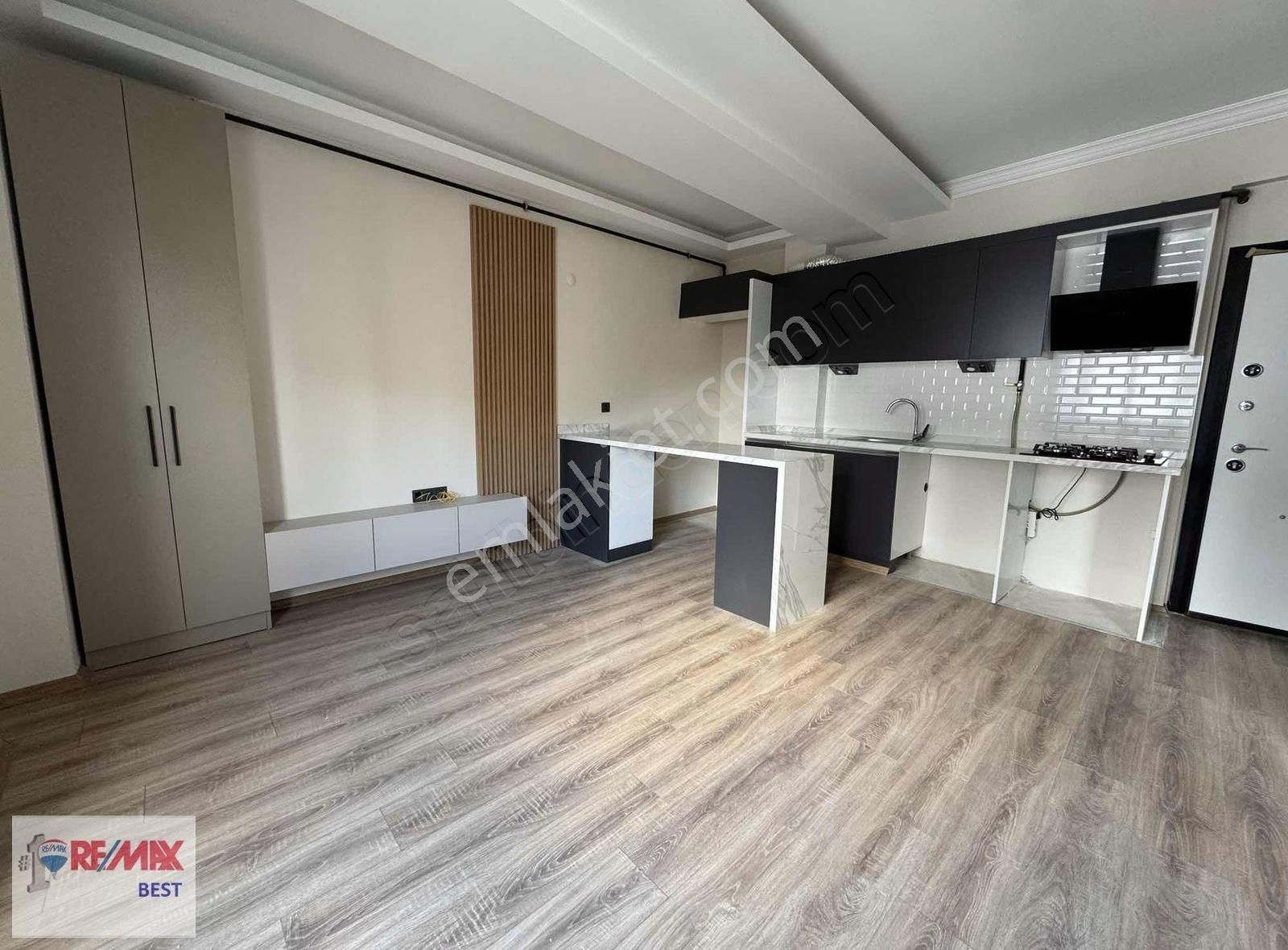 Yalı Mahallesinde 1+1 Kiralık Daire
