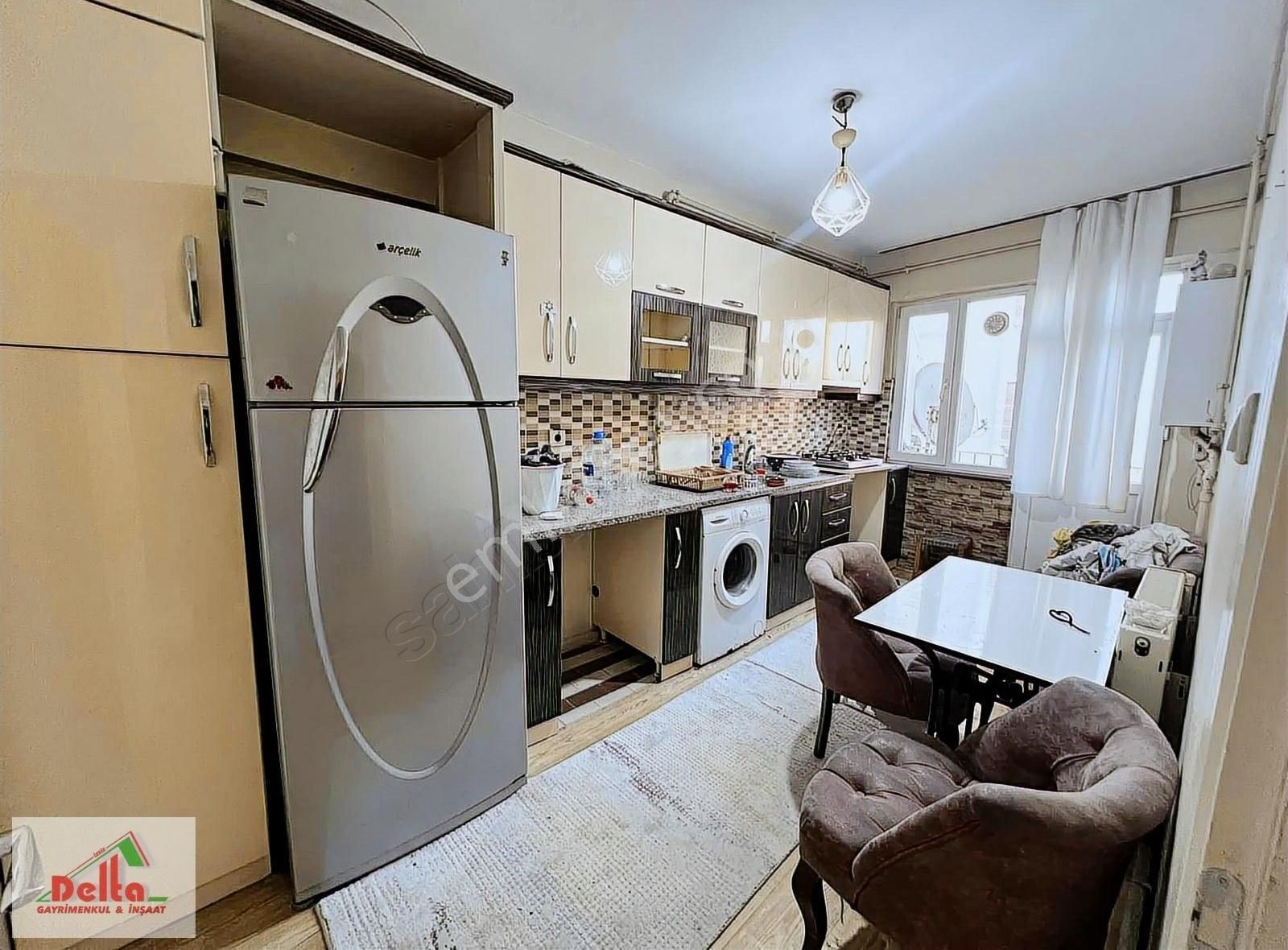 Delta Dan Çorlu Merkezinde 2+1 95m2 Ara Kat 1380.000tl İskanlı