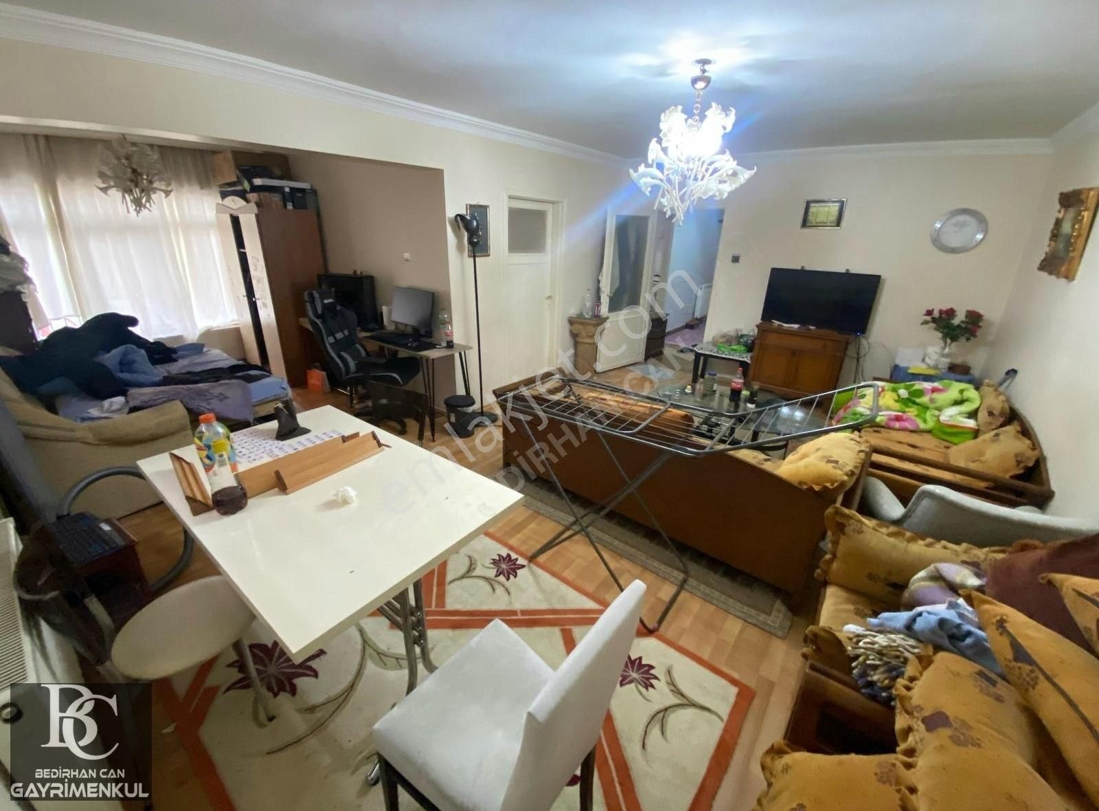 Bedirhan'dan 15.000tl Kiracılı Hastane Bölgesinde Caddeye 1 Bina