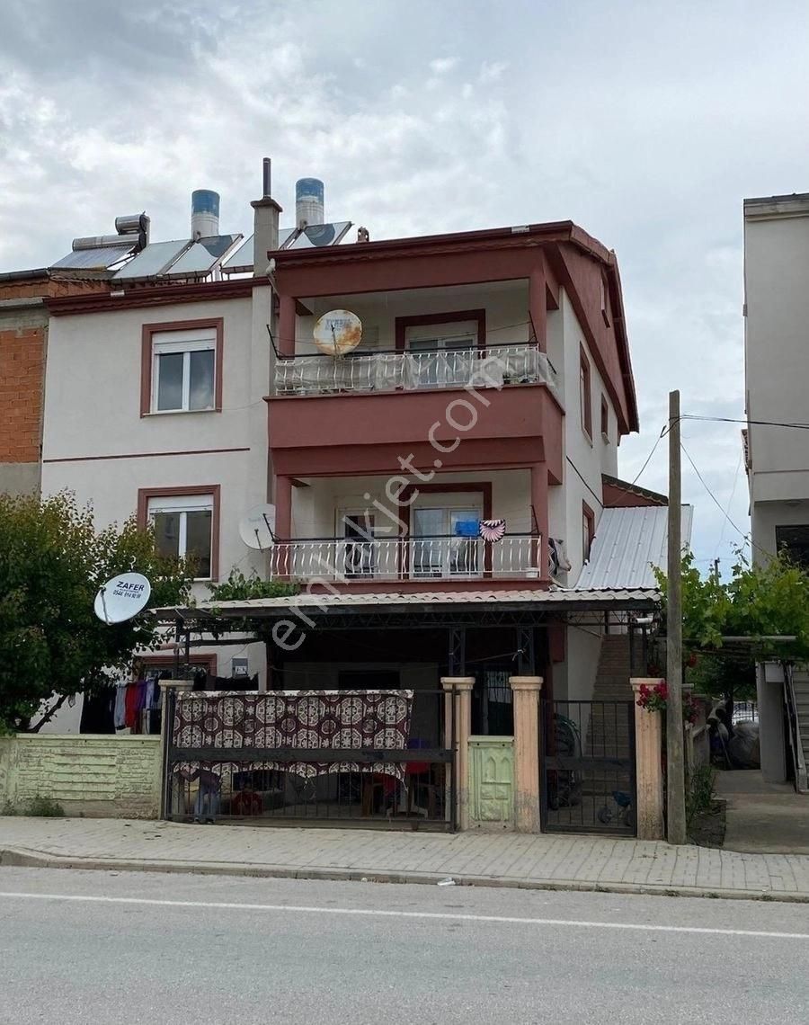 Köprü Gayrimenkul'den Hürriyet Mah.3 Katlı Müstakil Bina