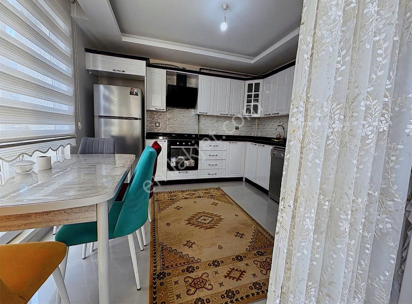 Samsun Atakum Mevlanada 175m2 3+1 4 Yaşında Daire