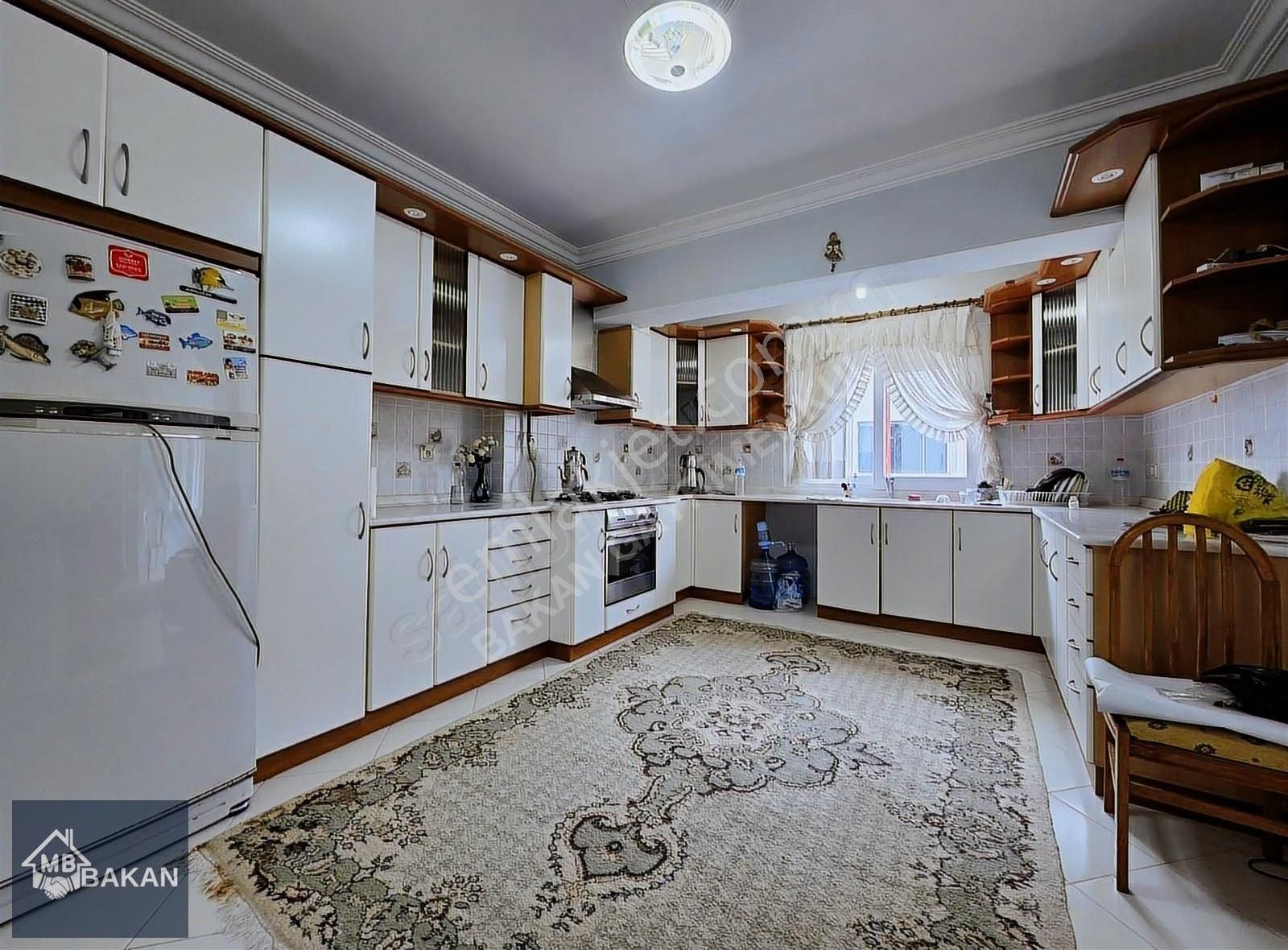 Bakan' Dan Ertuğrul Da Bahçeli Müstakil Kiralık Daire..