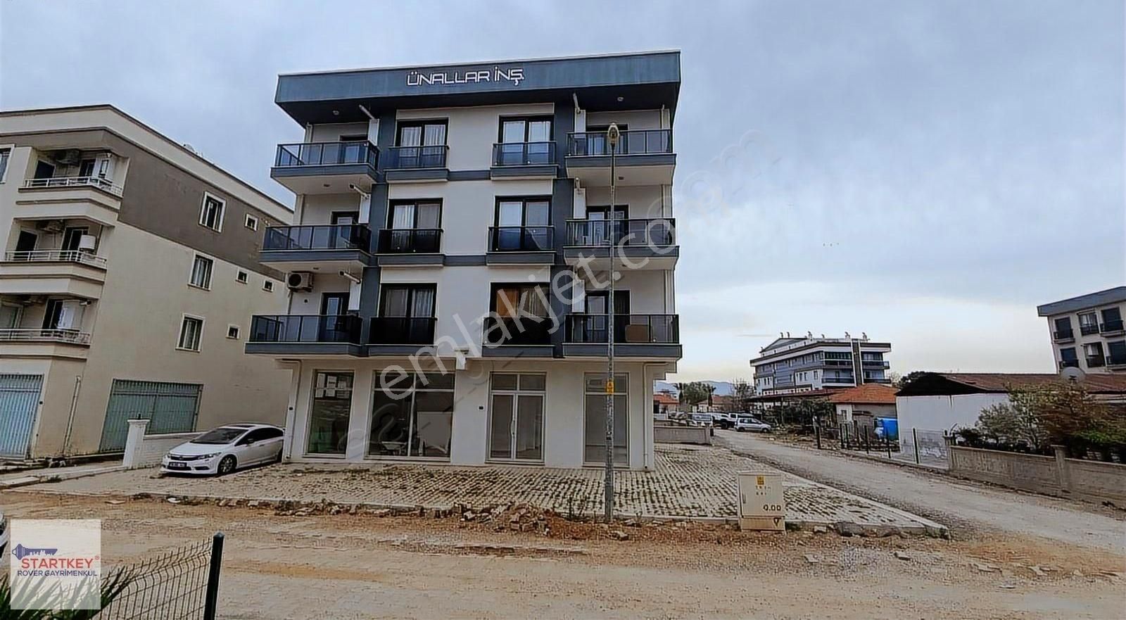 Menemen Seyrek'te Merkezi Konumda Dükkan&ofis