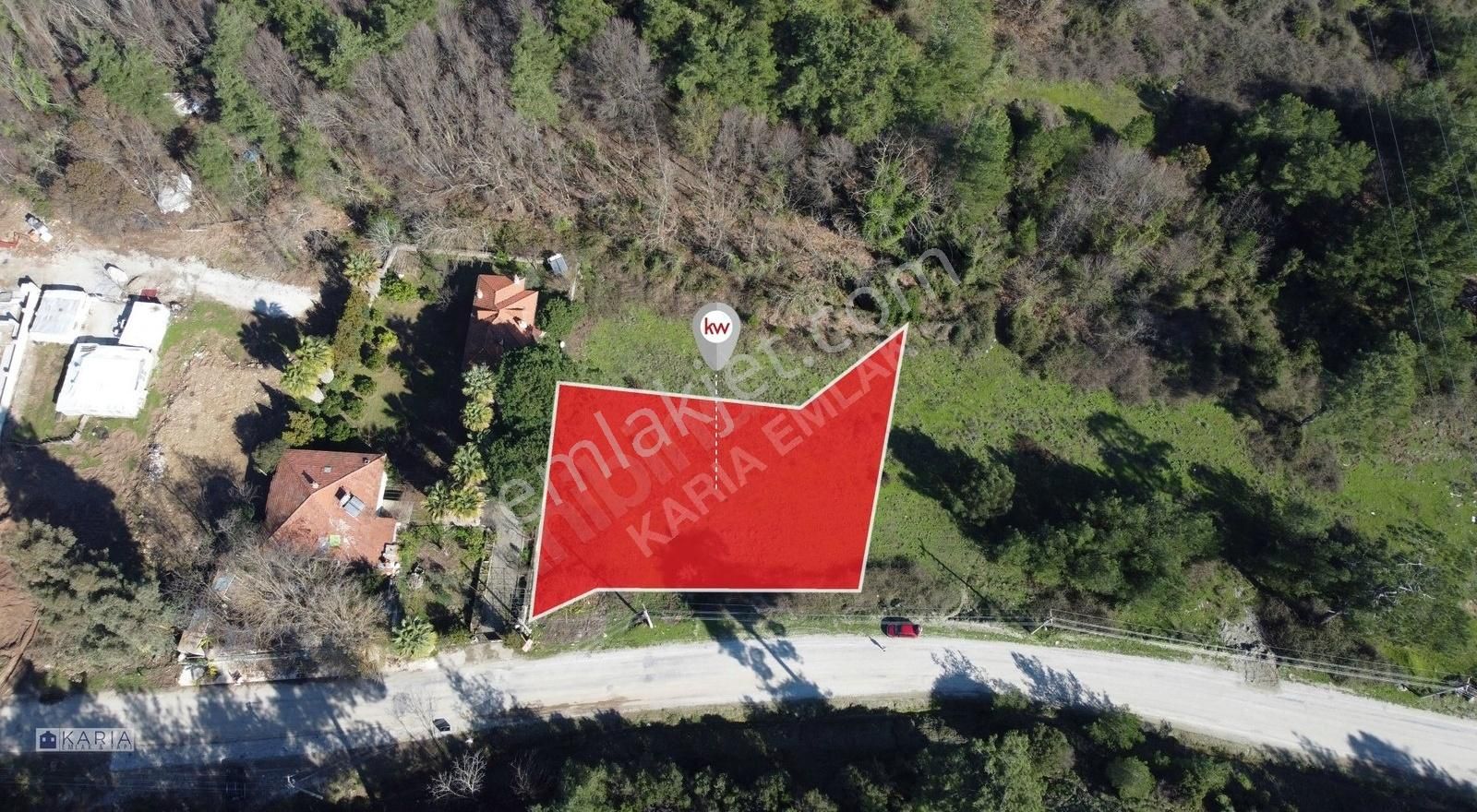 Marmaris Camlı Köyünde Yol Cepheli İmarlı Arsa