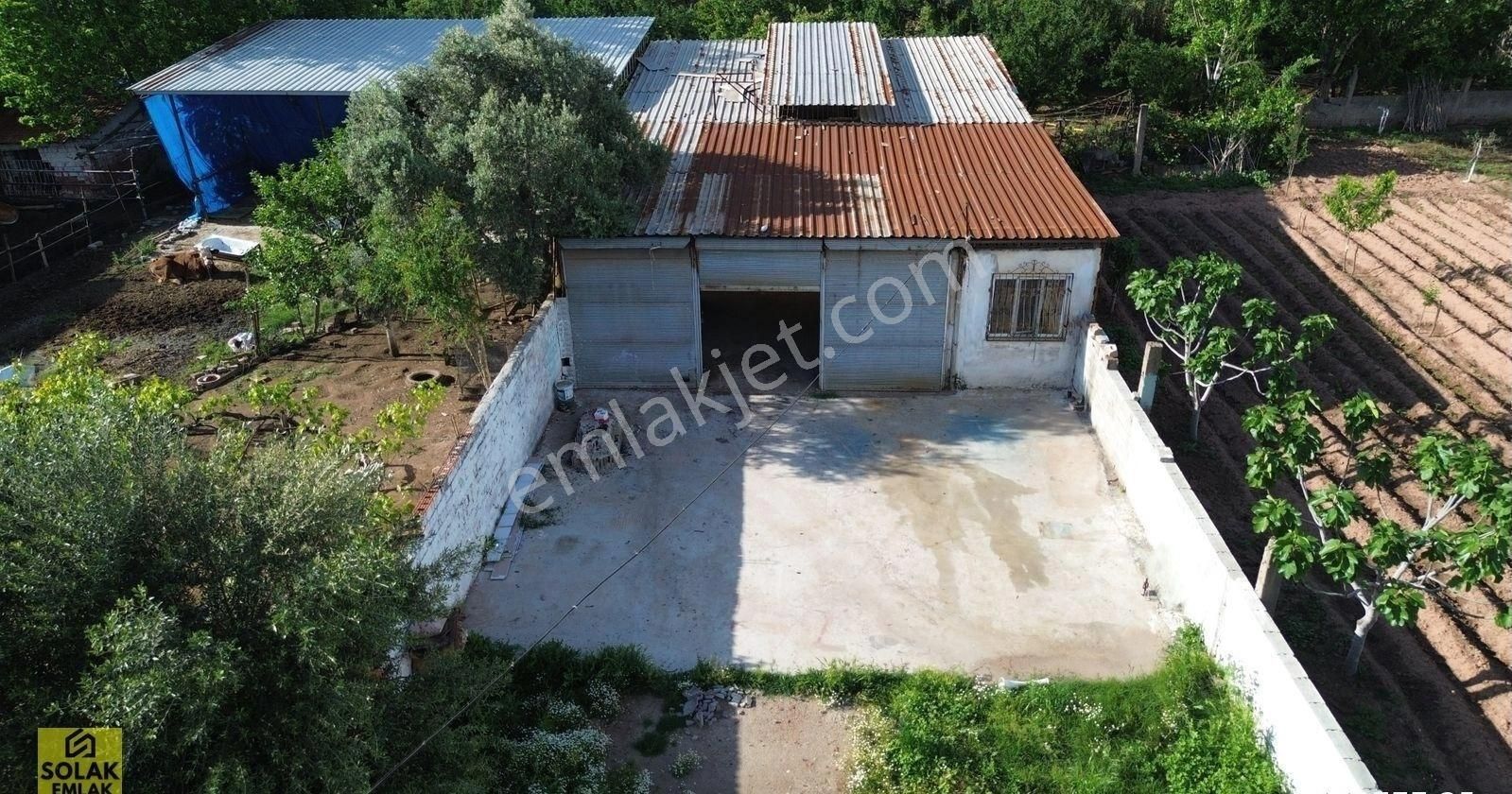 Solak Emlak'tan Kiralık Efeler Işıklı'da İşyeri-atölye-depo Vs.