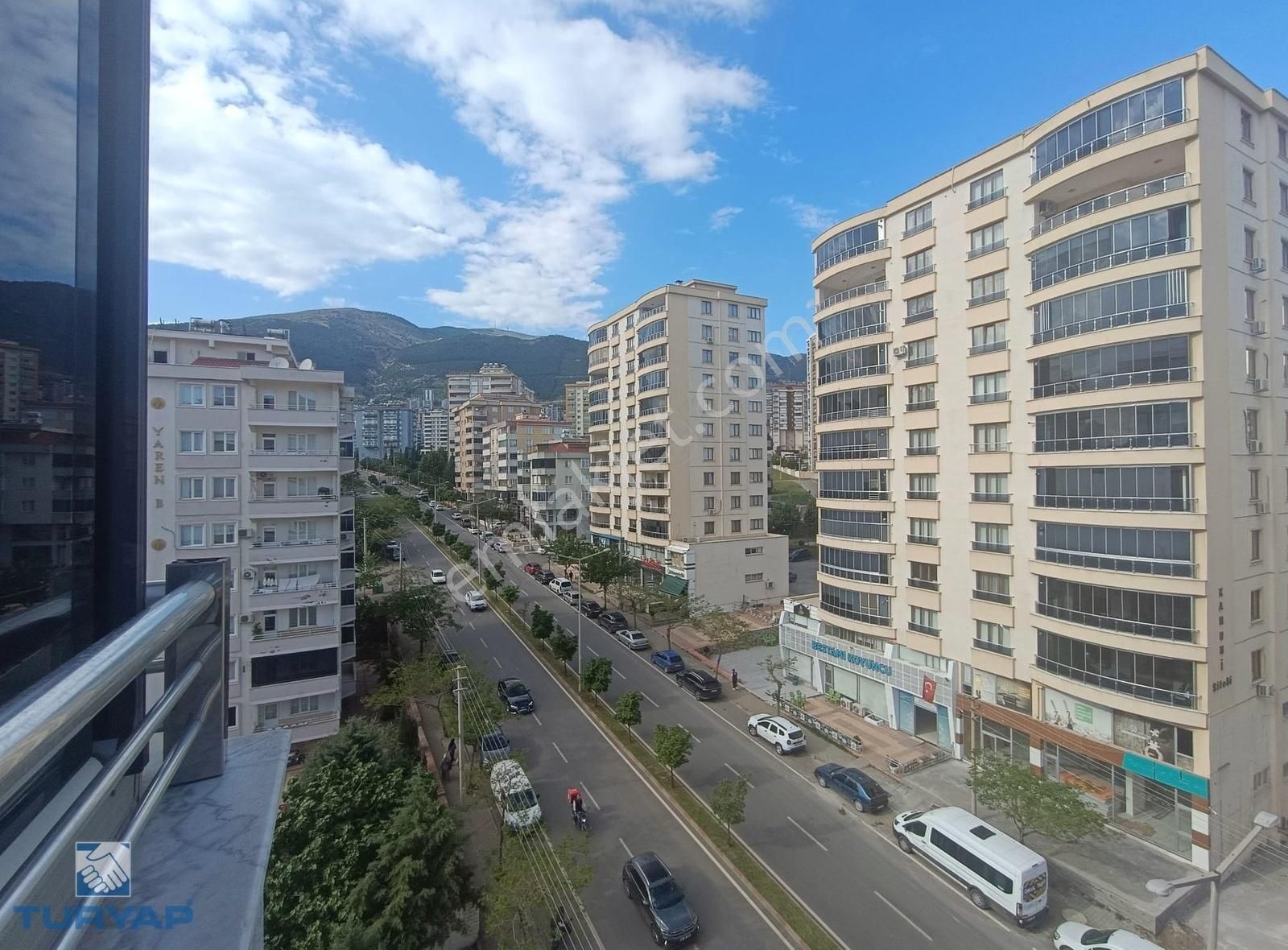 Binevler Turyaptan Cadde Üzeri Geniş Kiralık 3+1 Daire