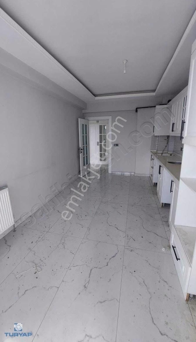 Binevler Turyaptan Üniversite Bölgesi Site İçi Kiralık 3+1