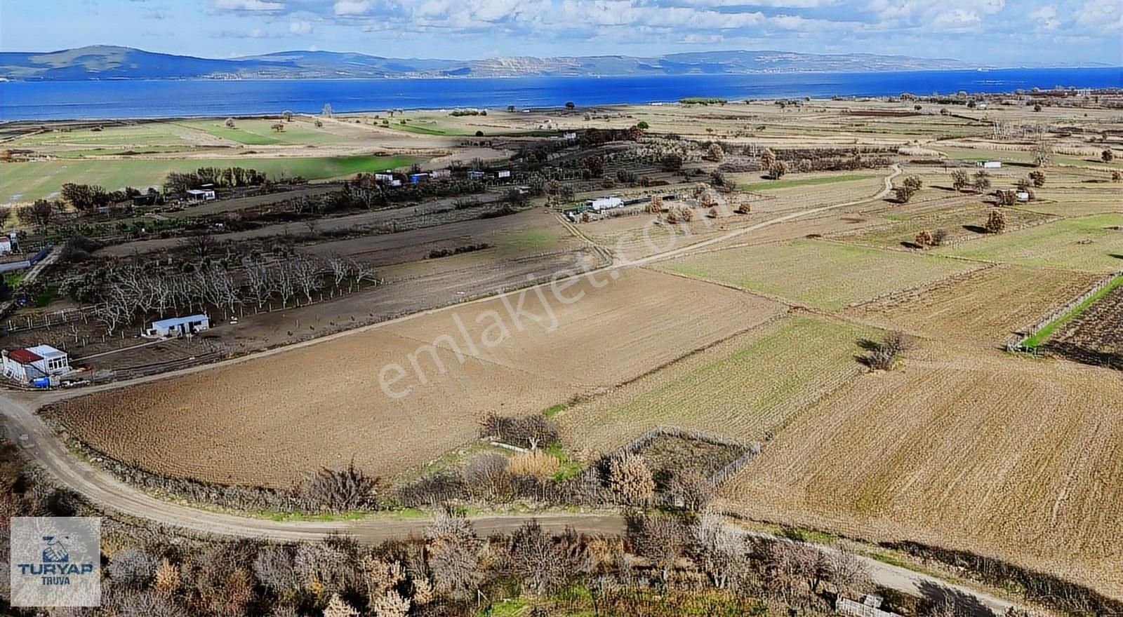 Çanakkale Merkez Özbek Köyü'nde Denize Yakın Hobi Bahçesi
