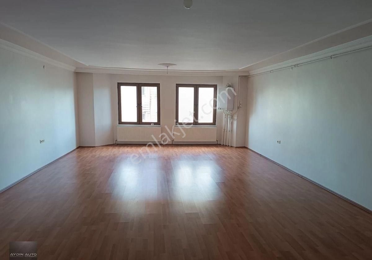 Şehir Merkezinde 3+1 Kiralık Lüks Büyük Daire