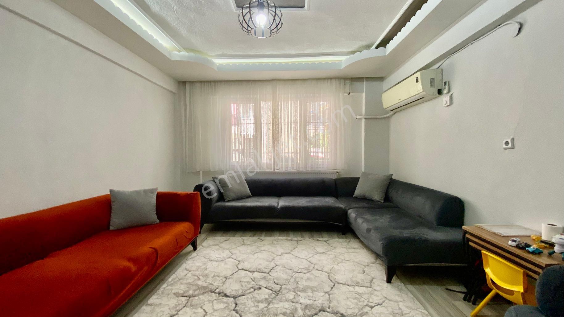 Bozyaka Sevgi Mahallesinde Cadde Yakını 3+1 130 M2 Geniş Ferah Daire