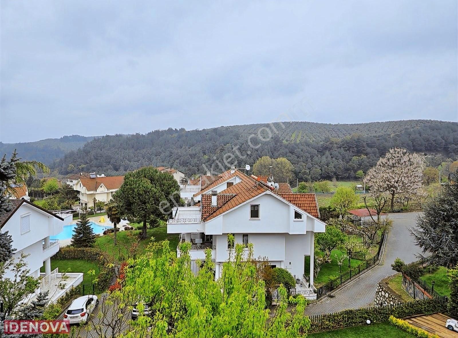 İdenova'dan Mudanya Aydınpınar Satılık Deniz Manzaralı 6+3 Villa
