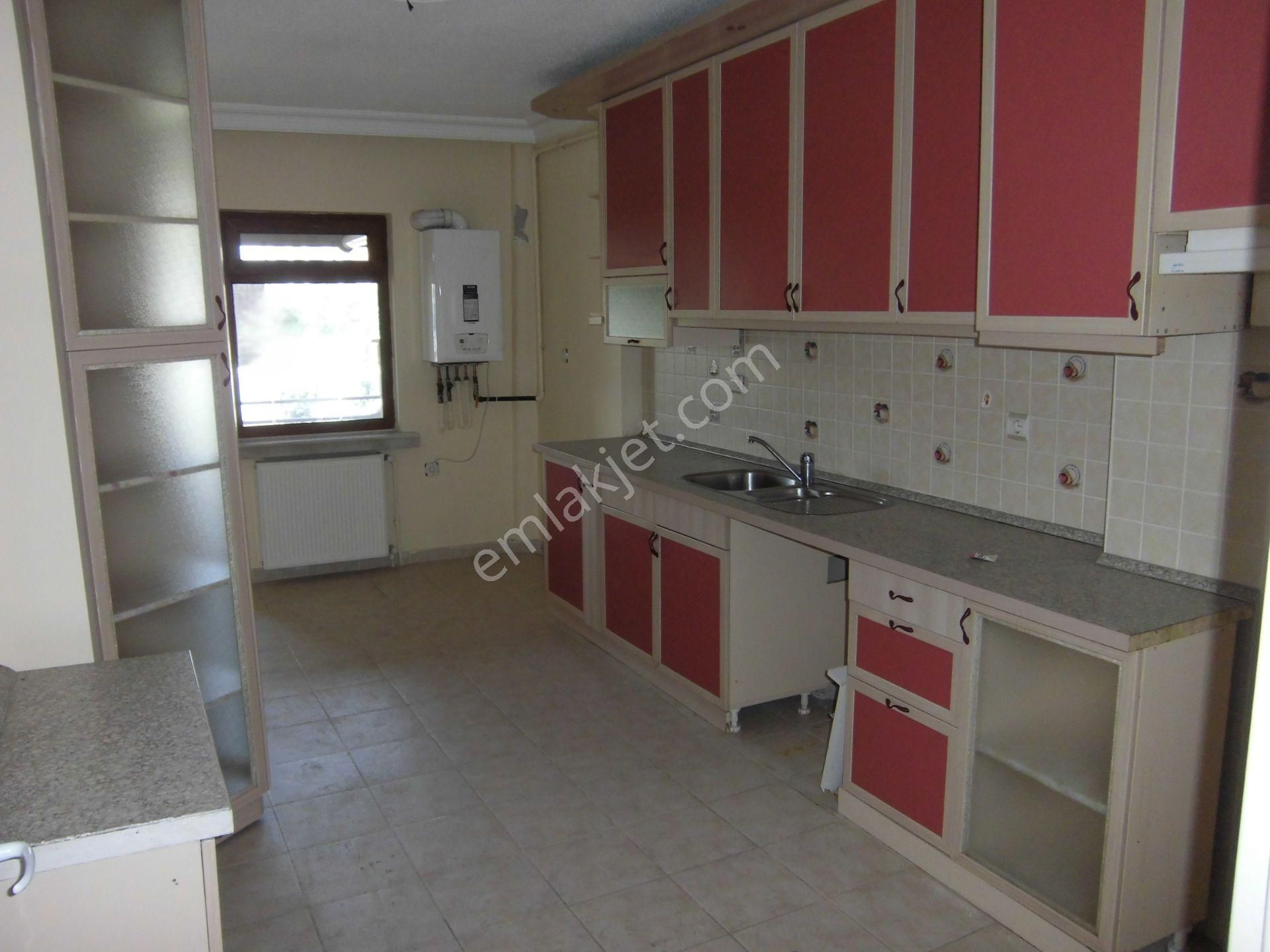 Rıza Acar'dan Yerküre Sit. 3+1 Ara Kat Güney Ve Batı Cephe - Görsel 7